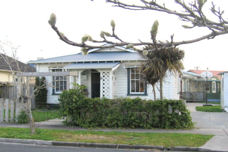 Photo of property in 1 Takahe Street, Frankton, Hamilton, 3204