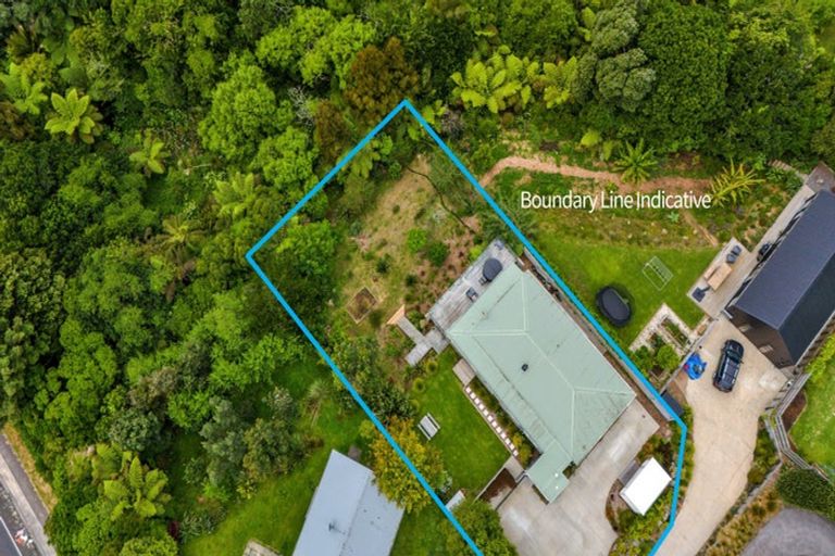 Photo of property in 1185b South Road, Oakura, 4314