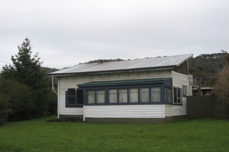 Photo of property in 1 Ranfurly Street, Runanga, 7803