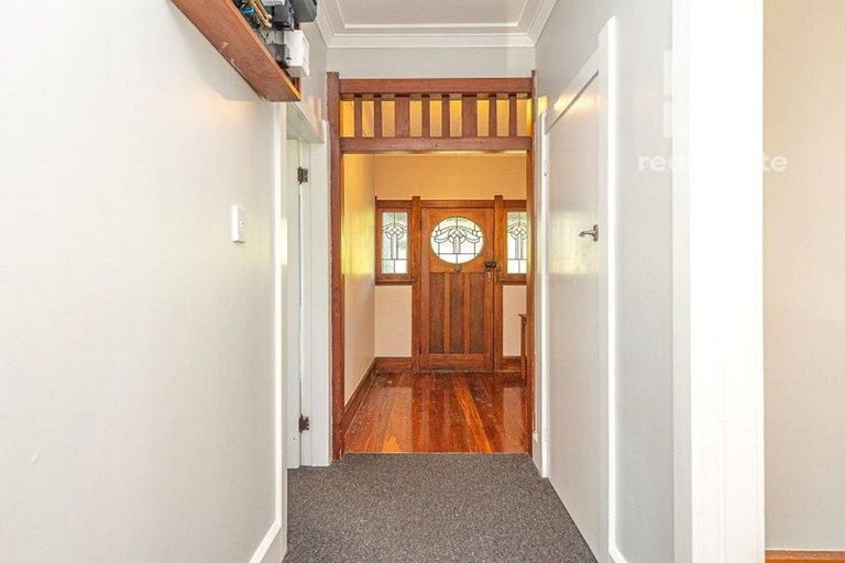 Photo of property in 72 Great North Road, Saint Johns Hill, Whanganui, 4500