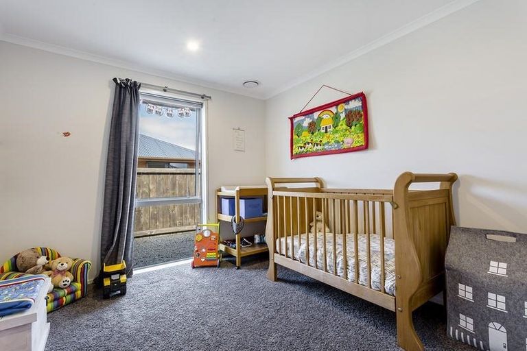 Photo of property in 18 Lancaster Lane, Waldronville, Dunedin, 9018