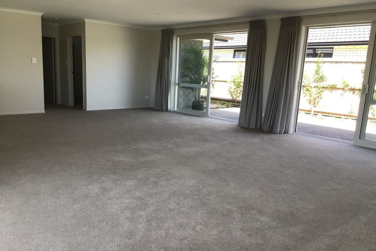 Photo of property in 65 Bert Wall Drive, Omokoroa, 3114