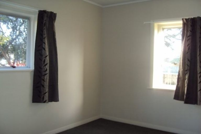 Photo of property in 254 Blenheim Road, Riccarton, Christchurch, 8041