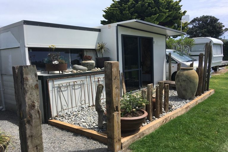 Photo of property in 20 Tasman Road, Otaki Beach, Otaki, 5512