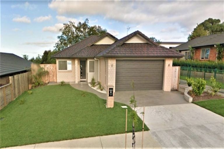 Photo of property in 15 Bonny Crescent, Massey, Auckland, 0614