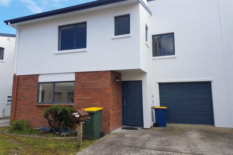 Photo of property in 18 Kora Avenue, Ranui, Auckland, 0612