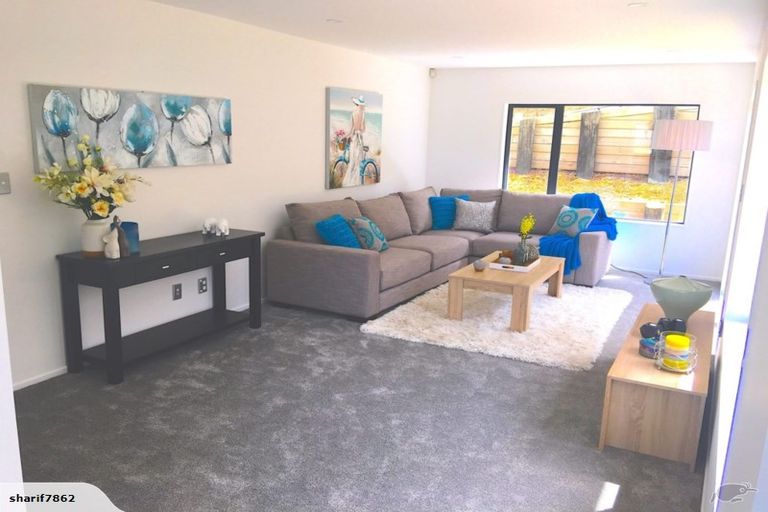 Photo of property in 14 San Casello Rise, Henderson, Auckland, 0612