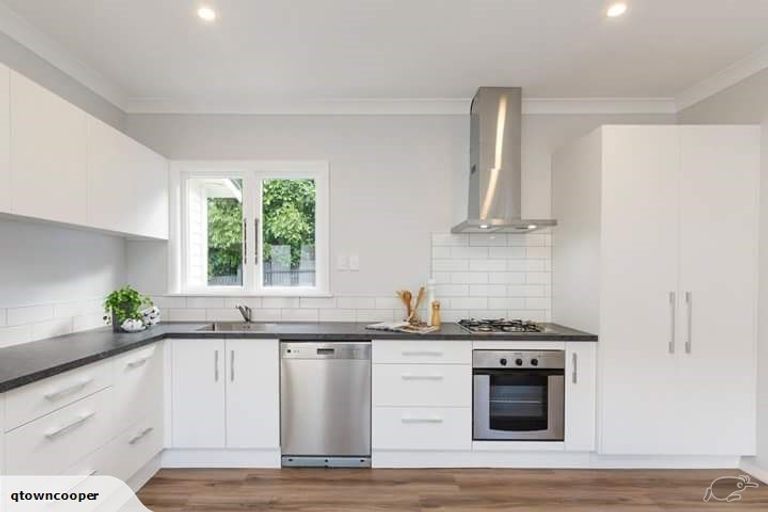 Photo of property in 42 Alfred Street, Roslyn, Palmerston North, 4414