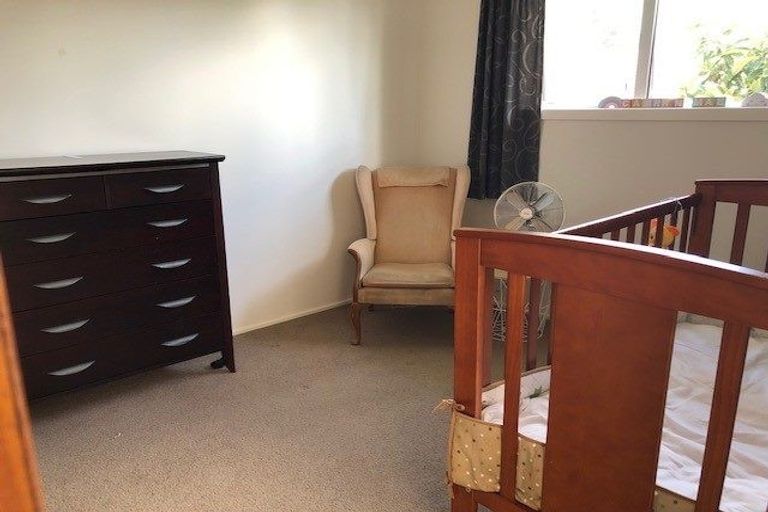 Photo of property in 1/35 Moore Street, Hillcrest, Auckland, 0627