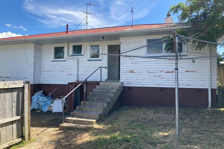 Photo of property in 16 Thompson Terrace, Manurewa, Auckland, 2102