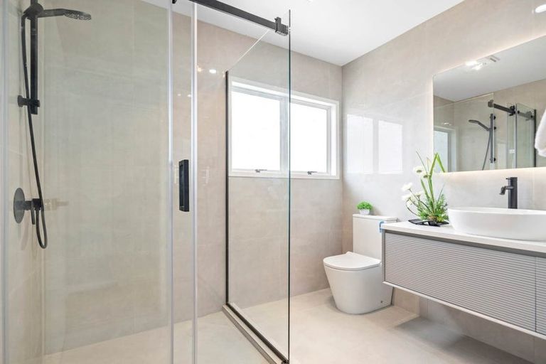 Photo of property in 49 Moncrieff Avenue, Clendon Park, Auckland, 2103