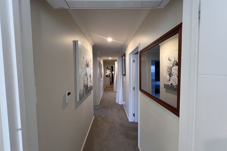 Photo of property in 14 Pounamu Place, Pegasus, 7612