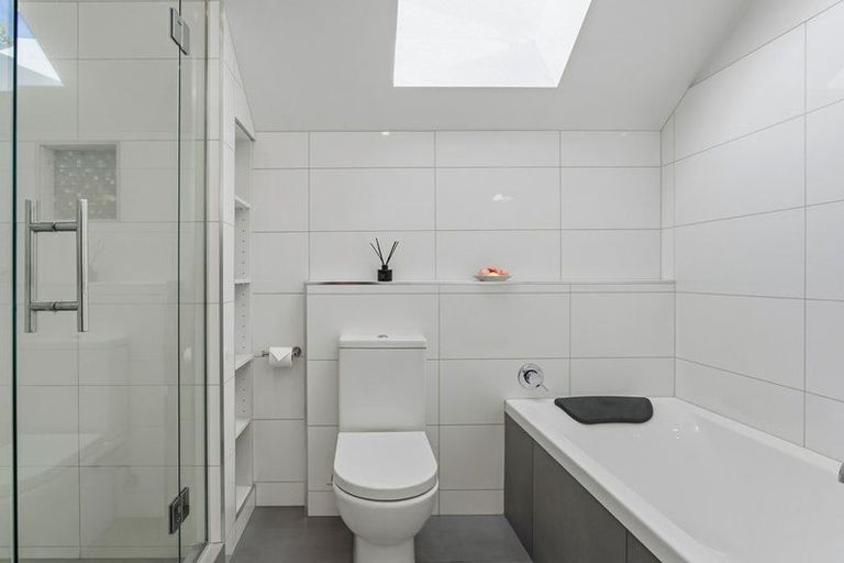 Photo of property in 190 Fendalton Road, Fendalton, Christchurch, 8052