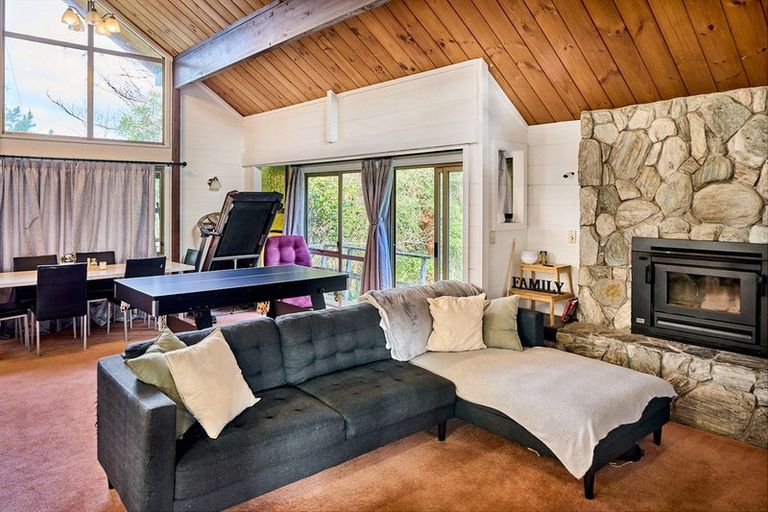 Photo of property in 1142 Moonshine Road, Judgeford, Porirua, 5381