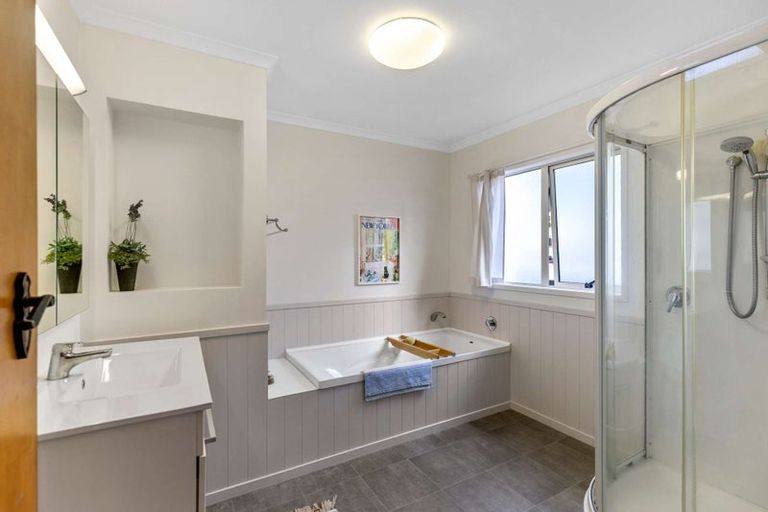 Photo of property in 28 Trewavas Street, Motueka, 7120