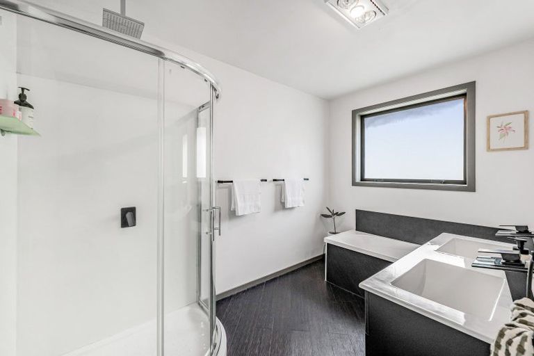 Photo of property in 46 Shillingford Boulevard, Rolleston, 7615