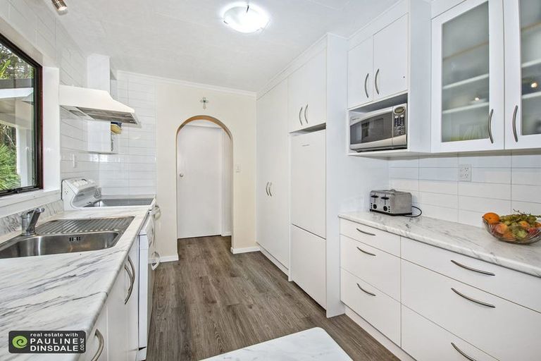 Photo of property in 17 Granfield Place, Te Kamo, Whangarei, 0112