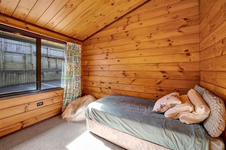 Photo of property in 13f Wallace Place, Westown, New Plymouth, 4310
