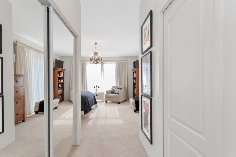 Photo of property in 8 Haddon Lane, Harewood, Christchurch, 8051