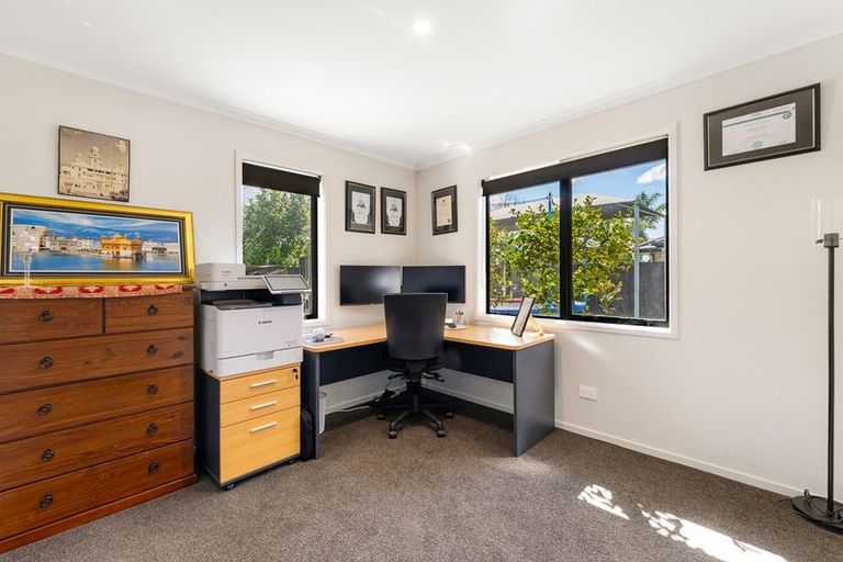 Photo of property in 29 Leet Crescent, Papamoa Beach, Papamoa, 3118