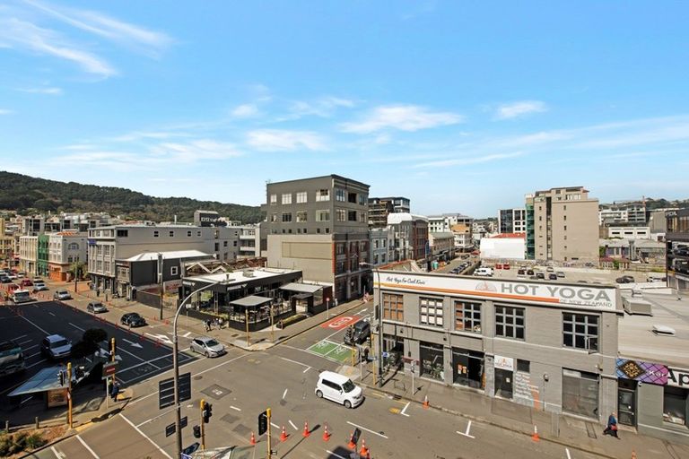 Photo of property in Monument Apartments, 4g/245 Wakefield Street, Te Aro, Wellington, 6011