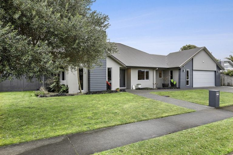 Photo of property in 25 Madison Street, Cambridge, 3434