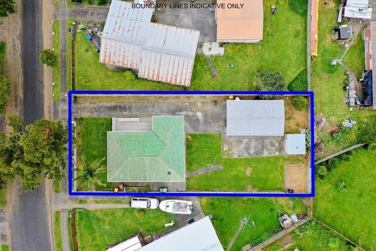 Photo of property in 19 Convair Crescent, Mangere, Auckland, 2022