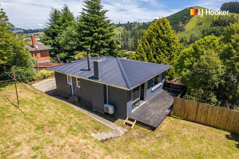 Photo of property in 499 Kaikorai Valley Road, Bradford, Dunedin, 9011