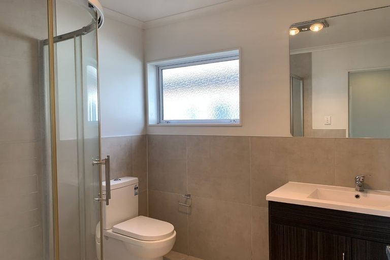 Photo of property in 16 Tarapiroe Avenue, Takanini, 2112