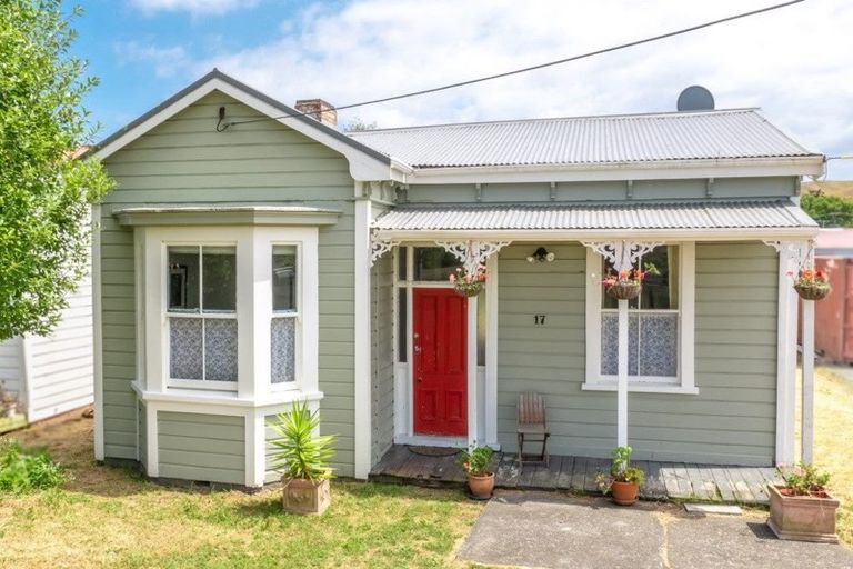 Photo of property in 17 Kelvin Street, Aramoho, Whanganui, 4500