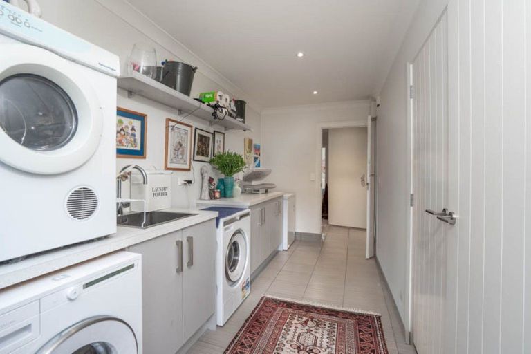 Photo of property in 65 Taharepa Road, Hilltop, Taupo, 3330