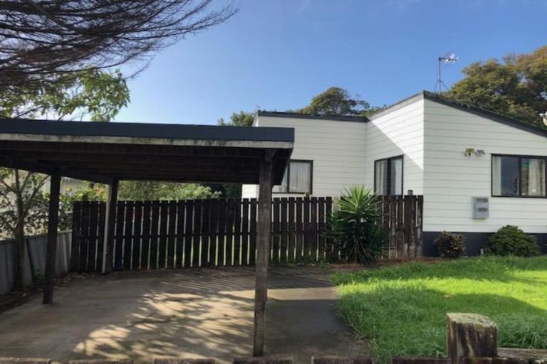Photo of property in 1 Dunstan Place, Otara, Auckland, 2023
