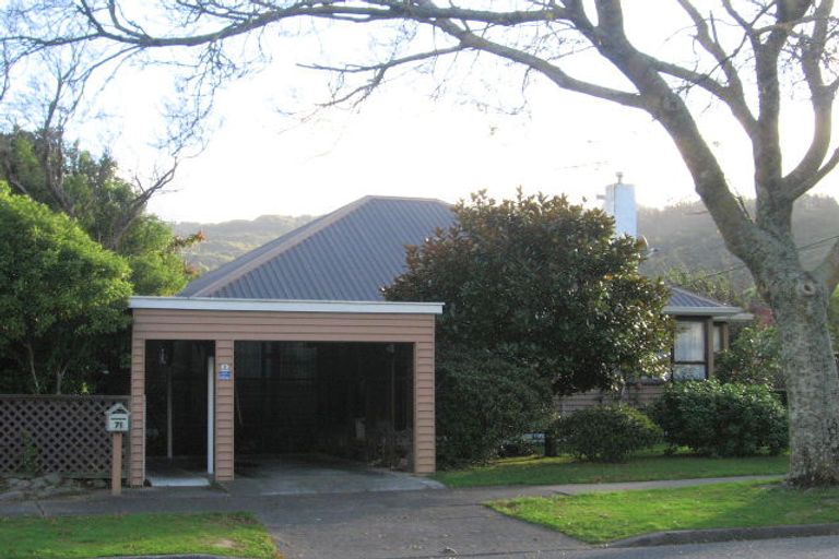 Photo of property in 71 Reynolds Street, Taita, Lower Hutt, 5011