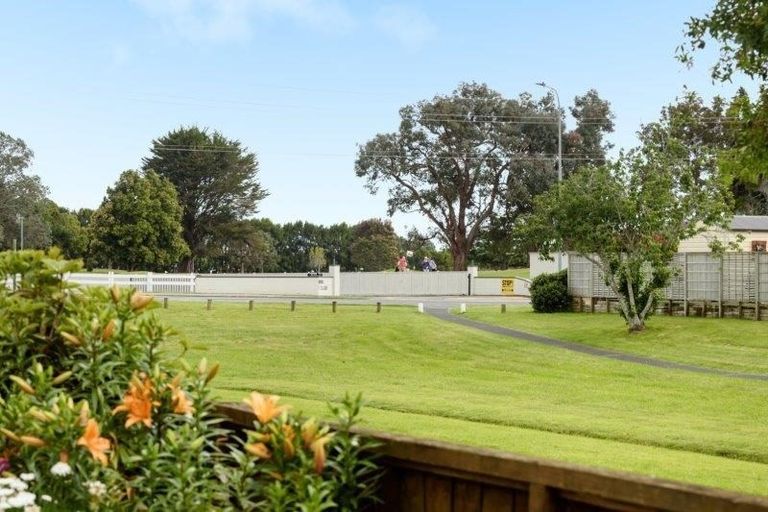 Photo of property in 30 Oleander Lane, Mount Maunganui, 3116