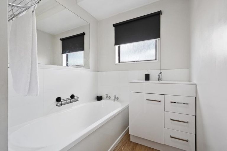 Photo of property in 17 Bayview Street, Te Puke, 3119