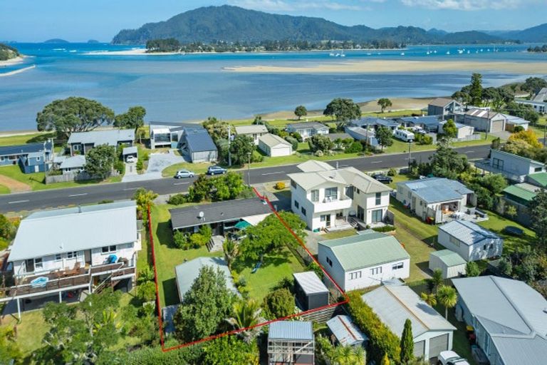 Photo of property in 64 Manaia Road, Tairua, 3508