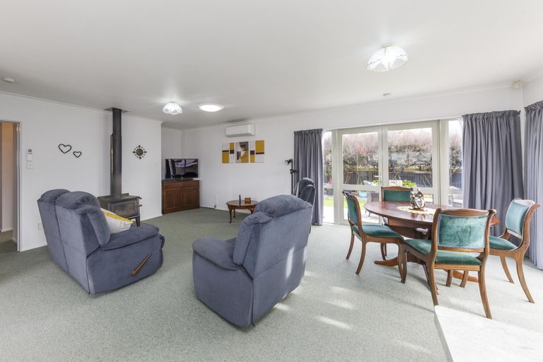 Photo of property in 12a Hurley Place, Awapuni, Palmerston North, 4412