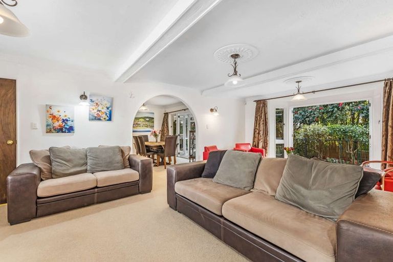 Photo of property in 55 Branch Road, Highlands Park, New Plymouth, 4312