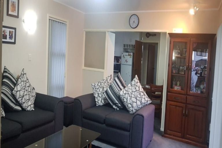 Photo of property in 3/14 Regent Street, Papatoetoe, Auckland, 2025