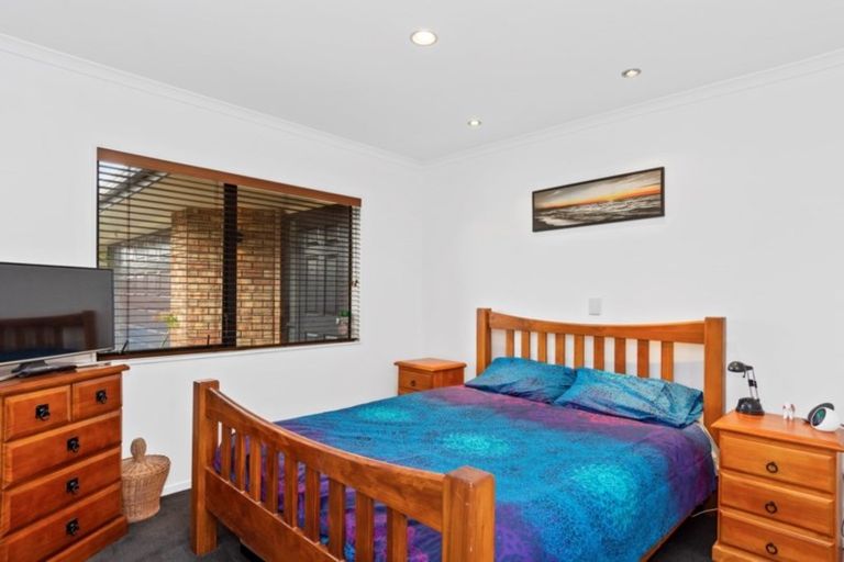 Photo of property in 32 Aranui Drive, Papamoa Beach, Papamoa, 3118