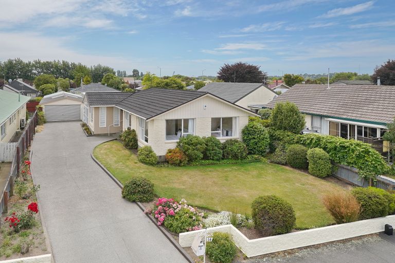 Photo of property in 14 Greenock Street, Redwood, Christchurch, 8051