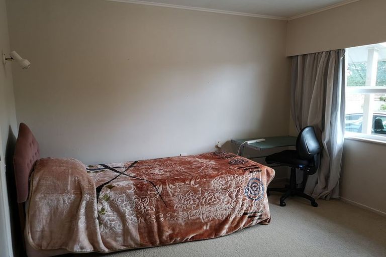 Photo of property in 2 Carrington Avenue, Hillcrest, Hamilton, 3216