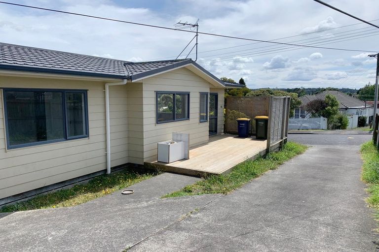 Photo of property in 9 Valdale Road, Henderson, Auckland, 0610