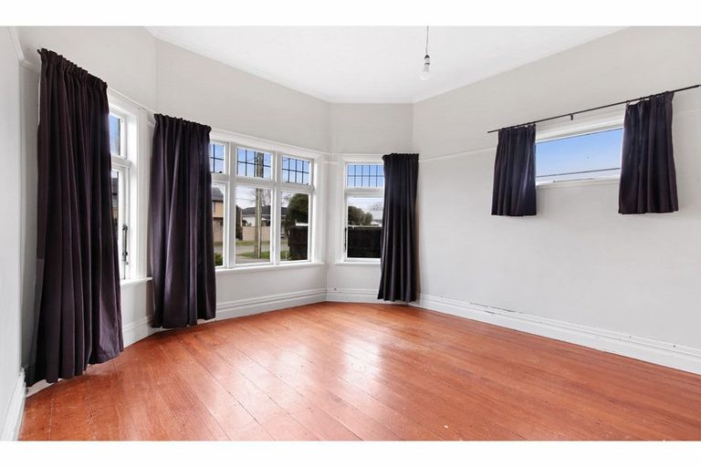 Photo of property in 37 Gresford Street, Edgeware, Christchurch, 8013