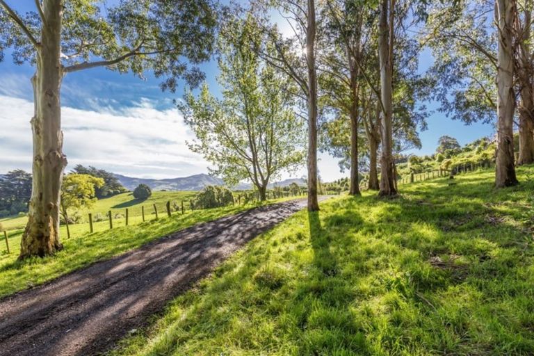 Photo of property in 196 Okains Bay Road, Robinsons Bay, Akaroa, 7581