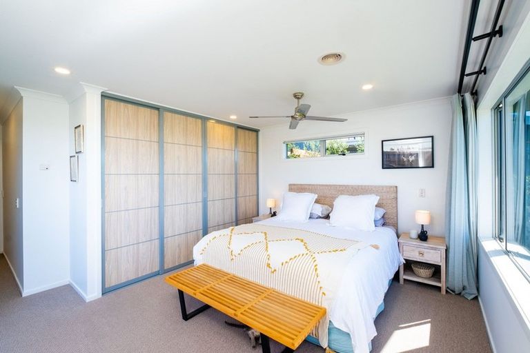 Photo of property in 60 Le Quesne Road, Bay View, Napier, 4104