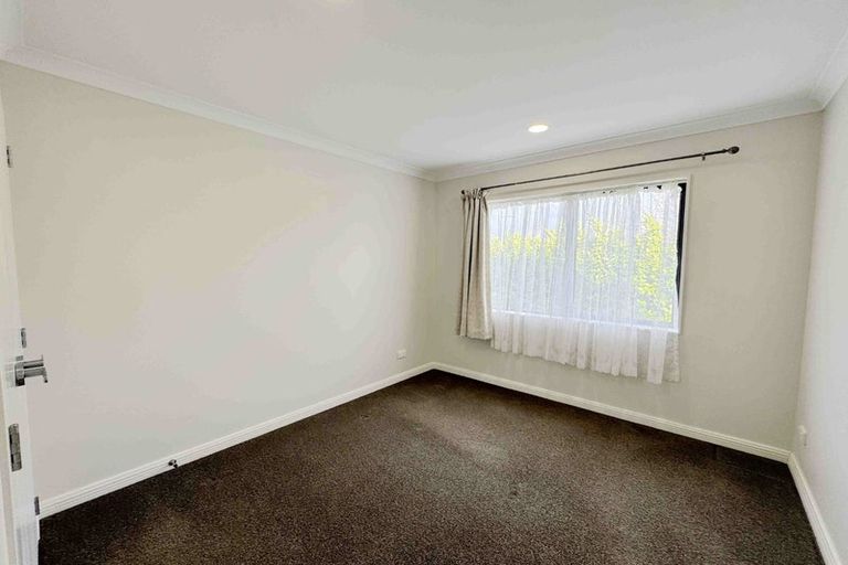 Photo of property in 1 Hard Beech Street, Takanini, 2110