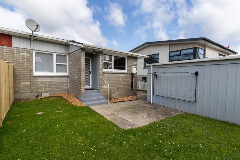 Photo of property in 18a Percy Cameron Street, Avalon, Lower Hutt, 5011