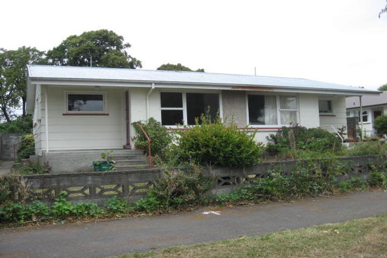 Photo of property in 12 Haynes Avenue, Upper Riccarton, Christchurch, 8041