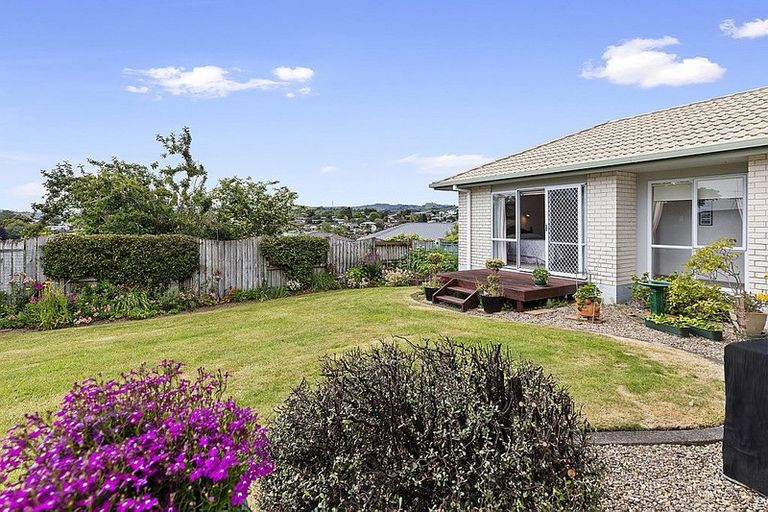Photo of property in 4 Golden Heights, Hairini, Tauranga, 3112